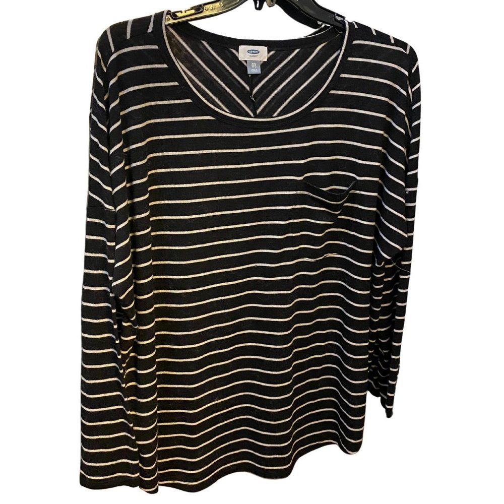 OLD NAVY SOFT FLOWY WOMEN'S BLACK & WHITE STIPED TOP SIZE 2X